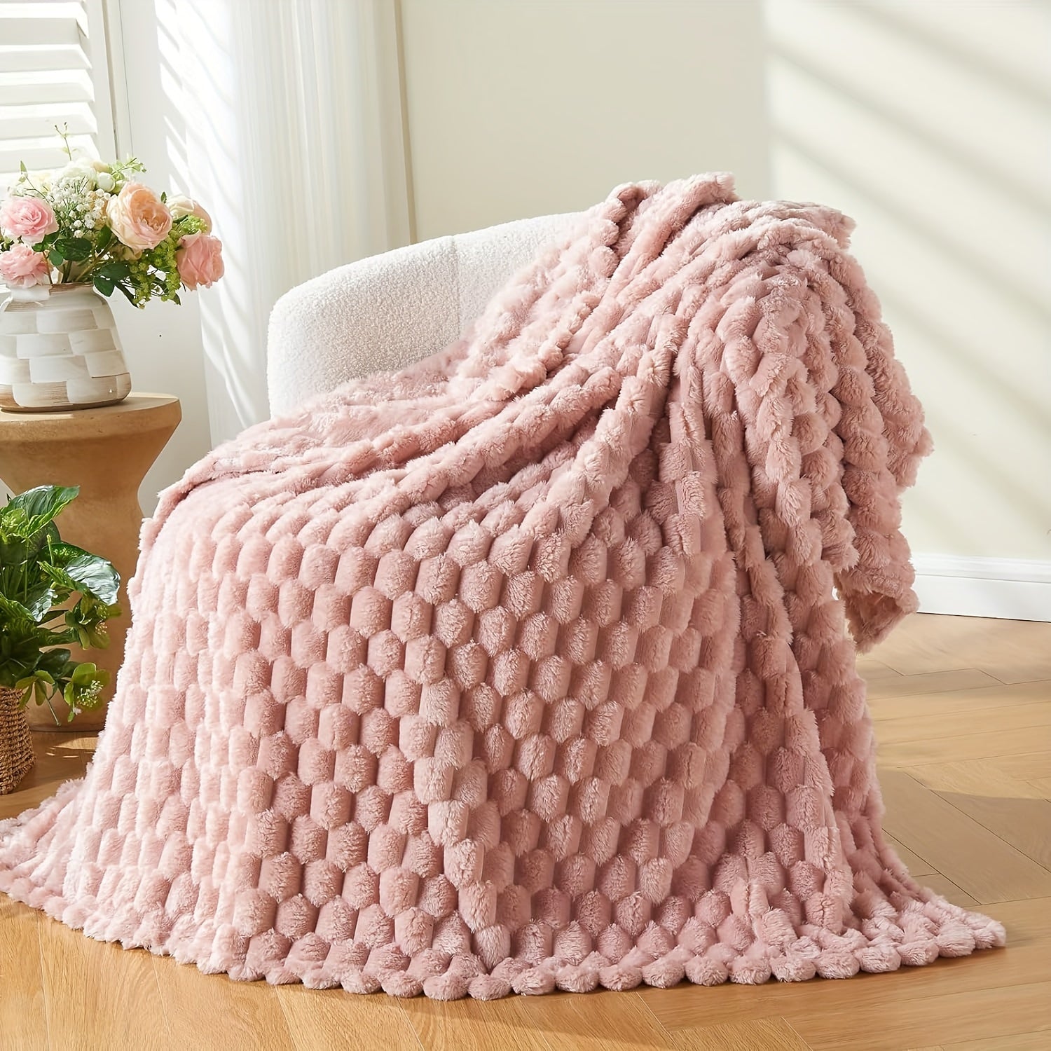 CloudWeave – Plush Bubble Fleece Blanket