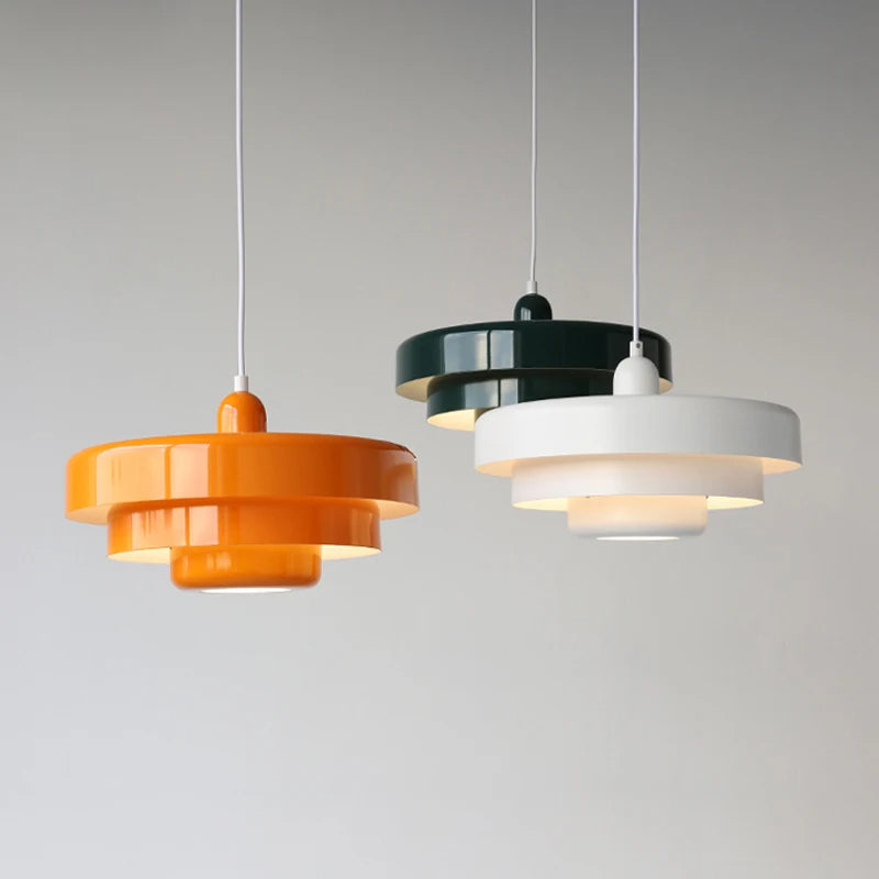 Verlora – Sculpted Metal Pendant Light