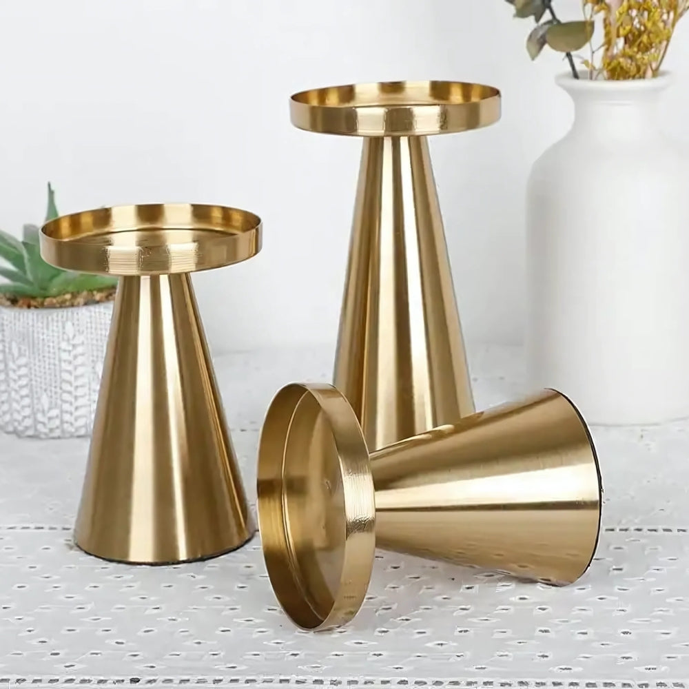BrassLuxe – Handcrafted Candle Holder Set Elegant Home Decor