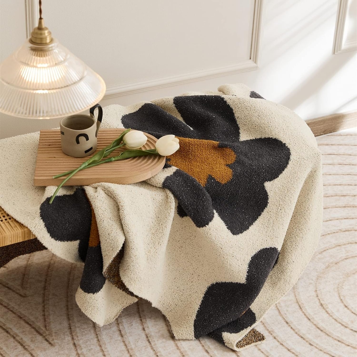Aurora Bloom Knitted Blanket - Floral Knit Design, All-Season Comfort 2