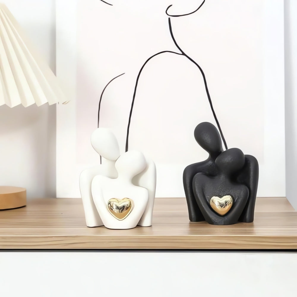 Aveline Figurine - Abstract Resin Couple with Golden Heart 4