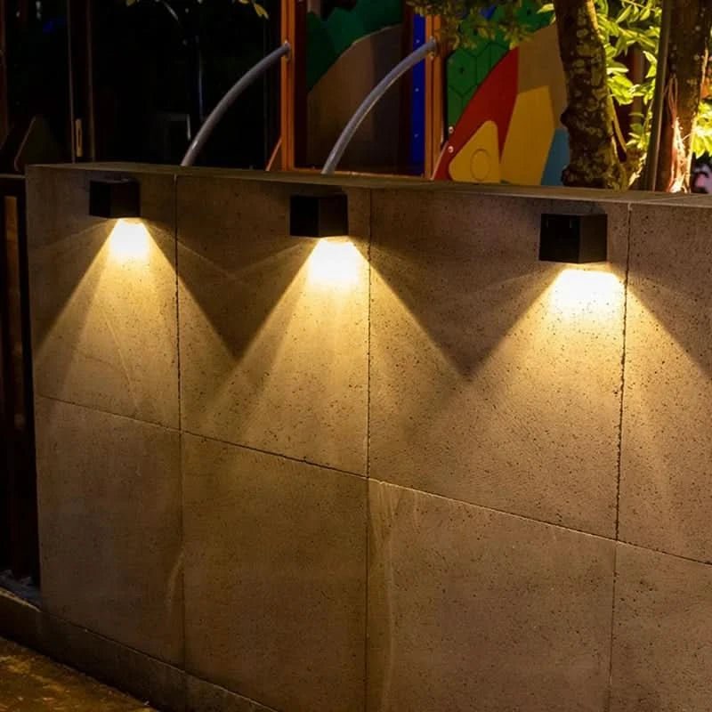 Breeze Outdoor Wall Lamp - Eco-Friendly LED, Weatherproof Design 1