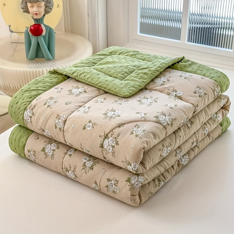 Breezy Quilt - Lightweight Floral Design, Summer Comfort 6