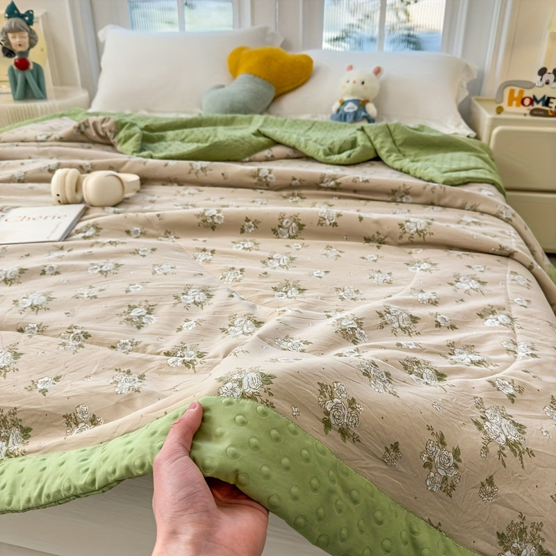 Breezy Quilt - Lightweight Floral Design, Summer Comfort 8
