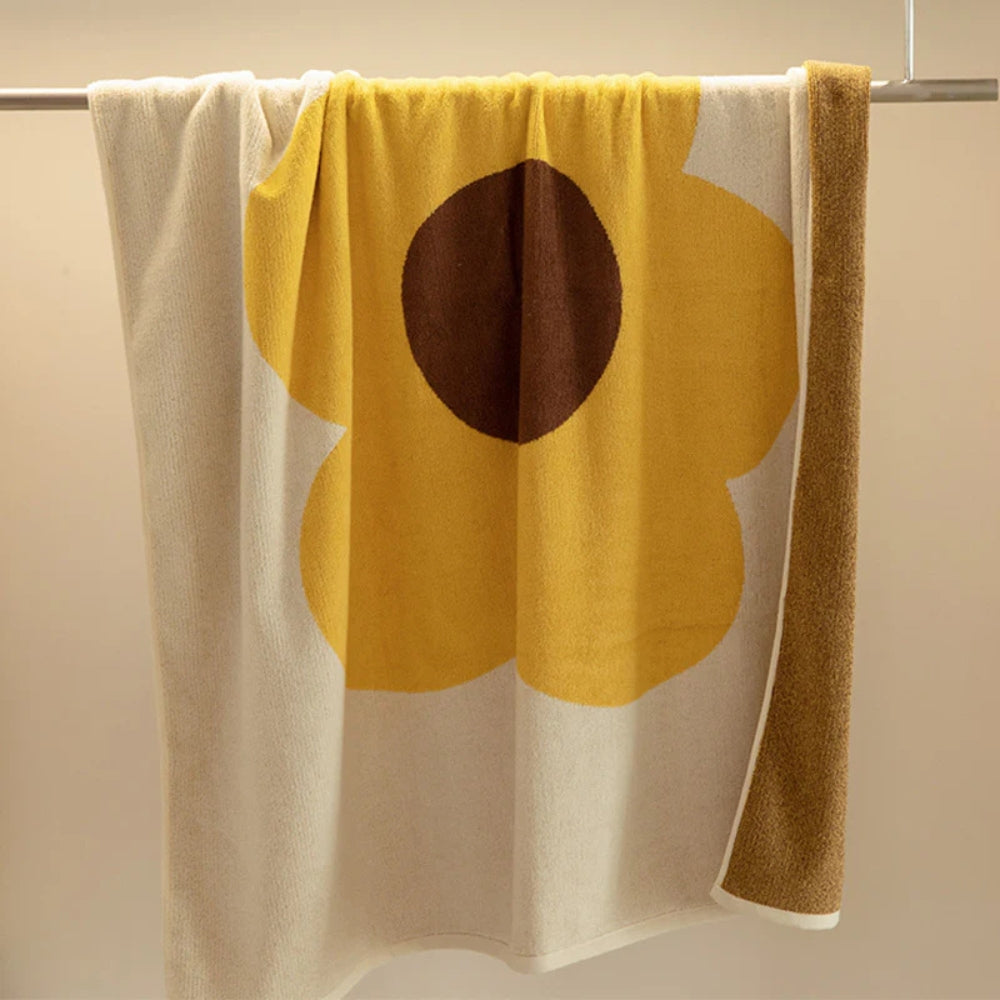 Celia Bath Towel - Cotton, Vibrant Sunflower Print 4