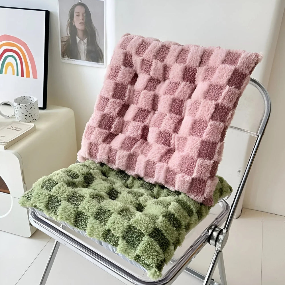 Fiora Cushion - Plush Fur, Checkered Design 1