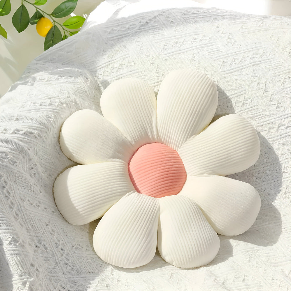 BloomSoft Cushion - Decorative Cushion - Floral Shape - Plush Comfort Accent