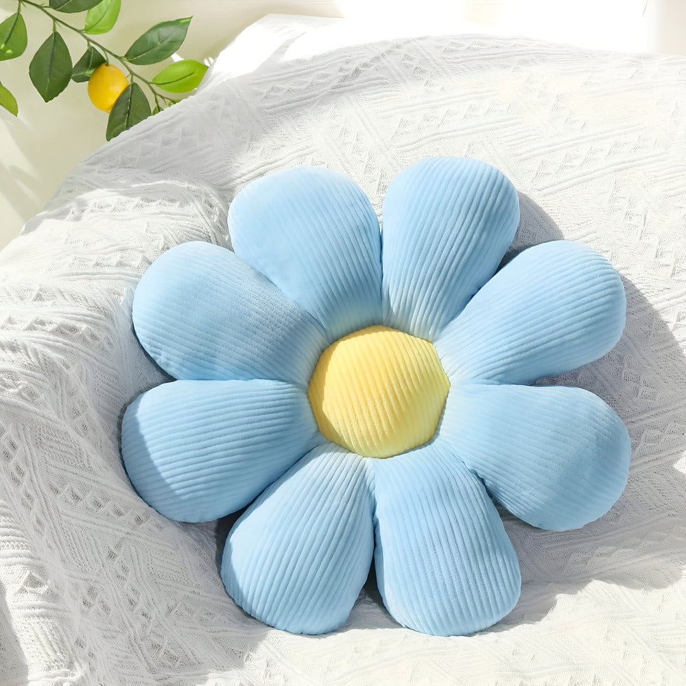BloomSoft Cushion - Decorative Cushion - Floral Shape - Plush Comfort Accent