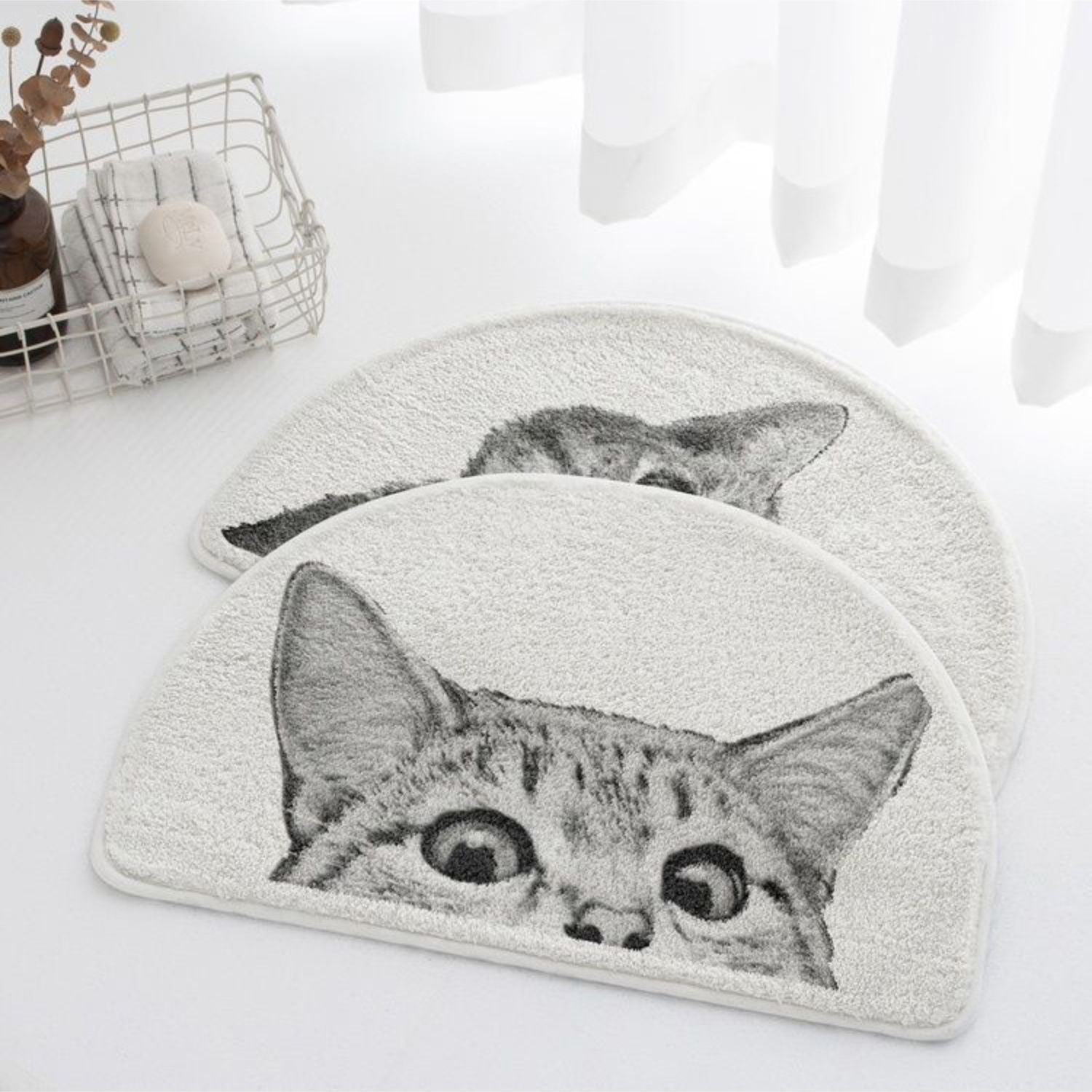 Purrfect Kitty Bath Mat - Soft Polyester, Non-Slip Design 1