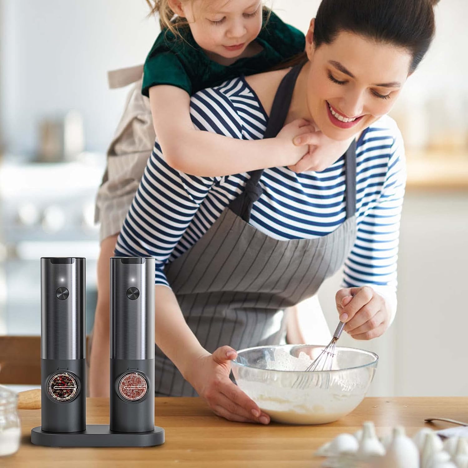 Ravello Electric Salt and Pepper Grinder Set - Rechargeable Stainless Steel, One-Handed Operation 7