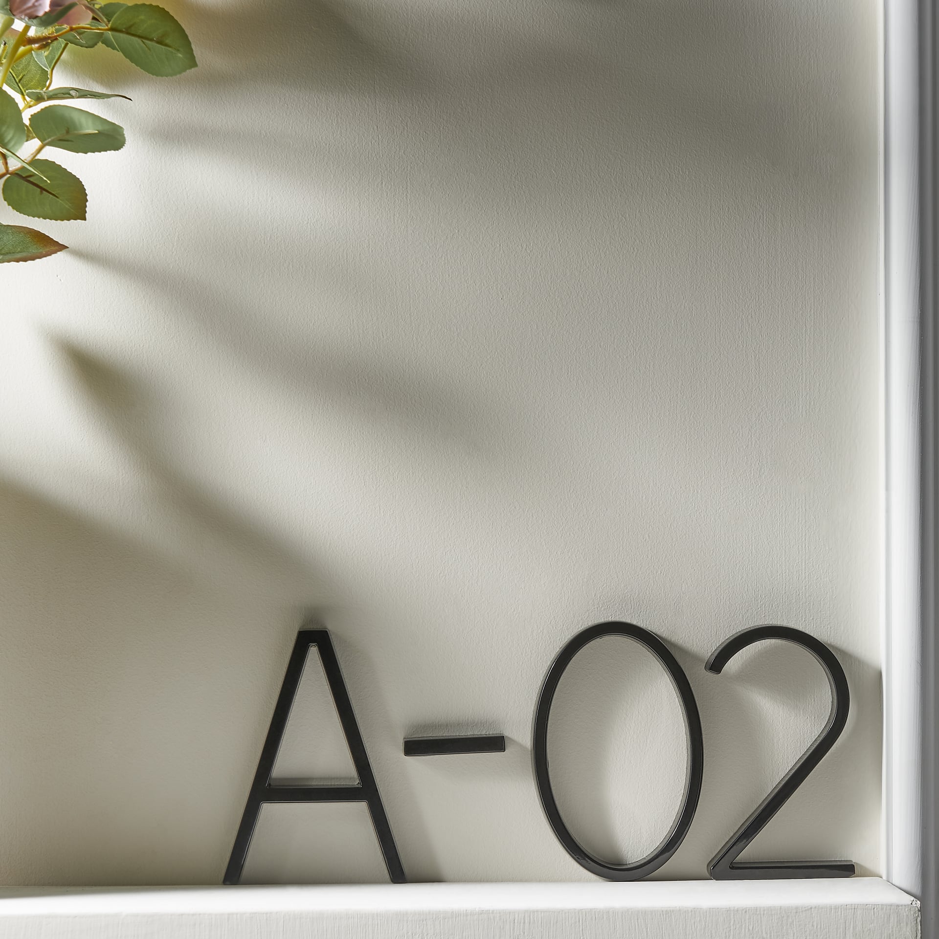 Trilo House Number Sign - Zinc Alloy, Modern Floating Design 7