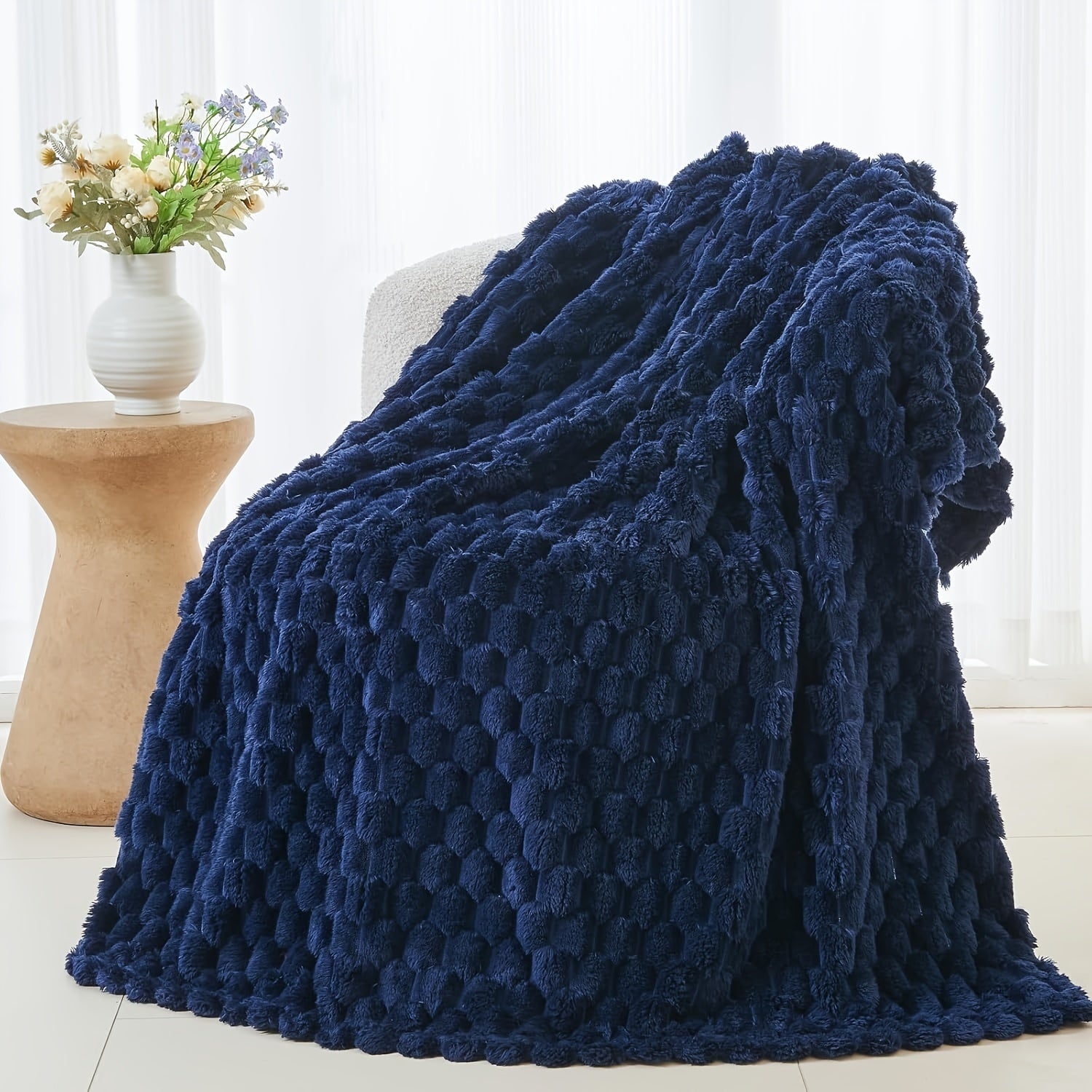 CloudWeave – Plush Bubble Fleece Blanket