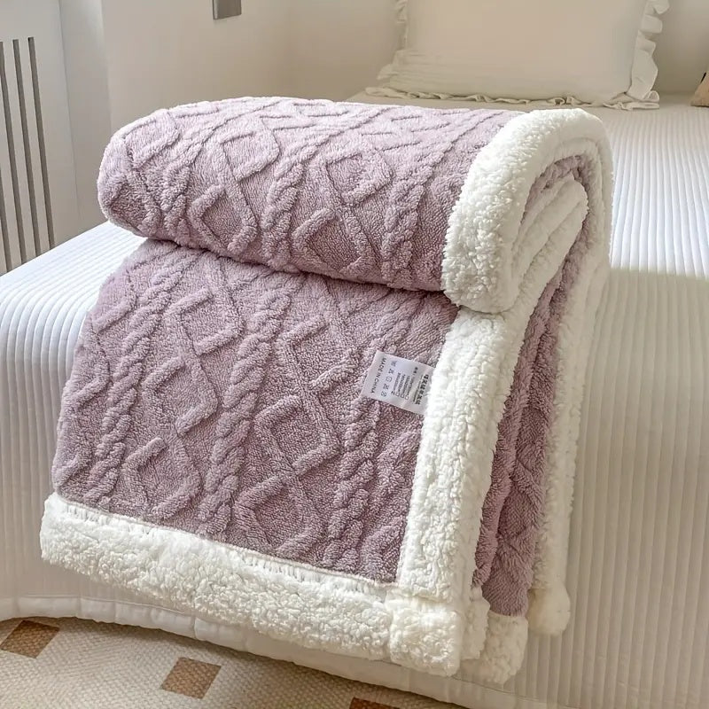 CozyLuxe – Premium Sherpa Snuggle Blanket