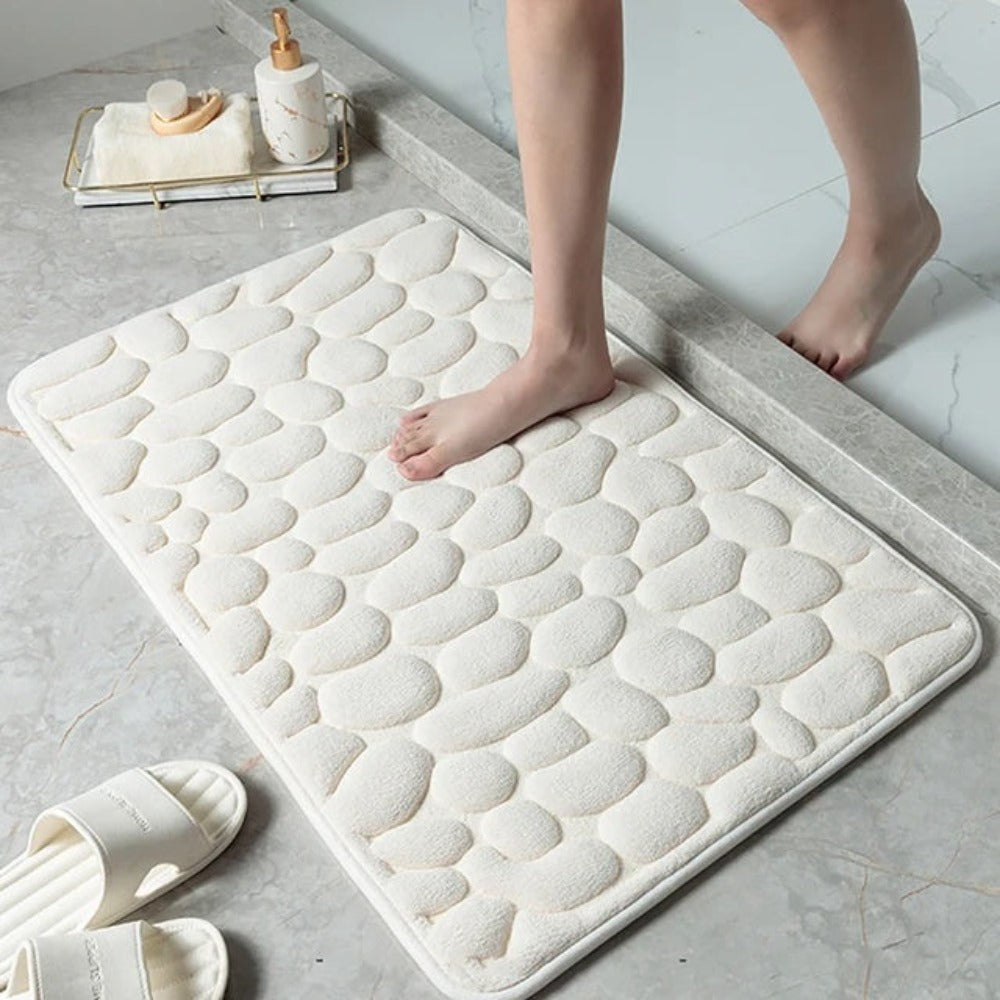 StoneSoft – Pebble-Texture Memory Foam Bath Mat