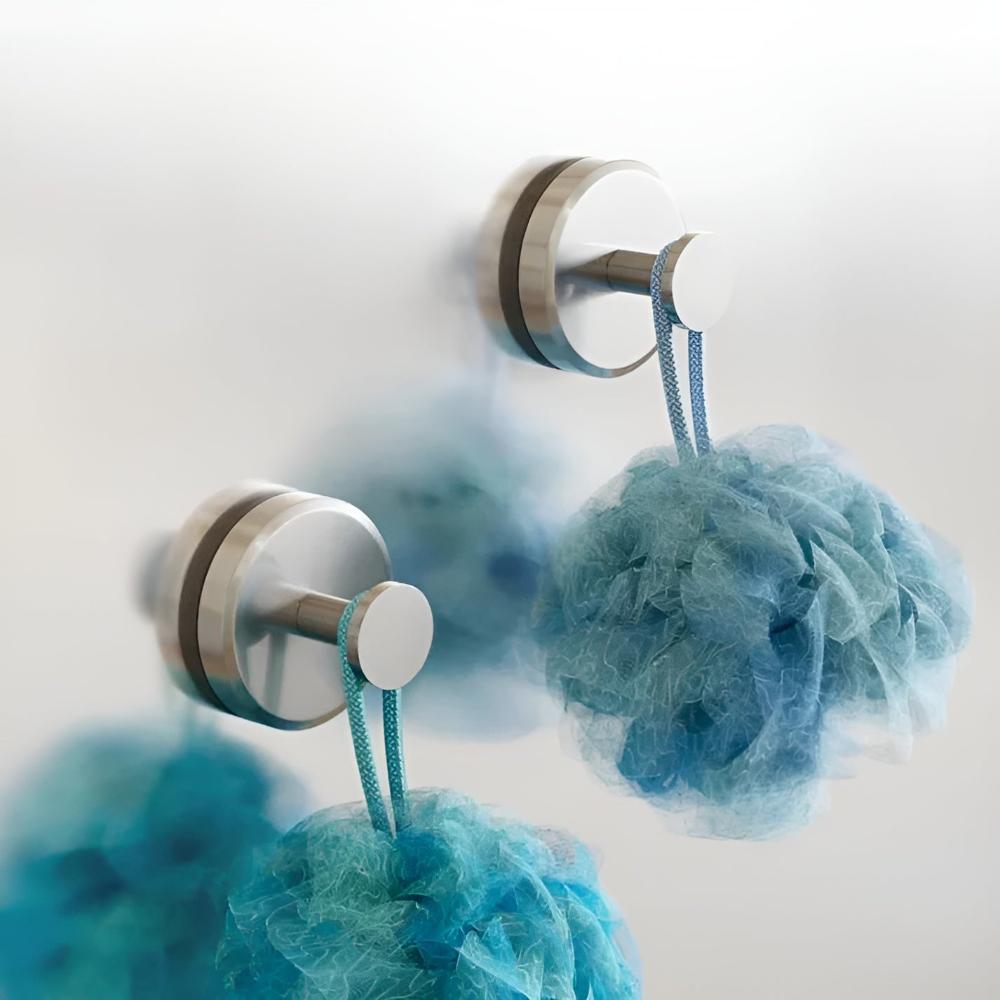Vacura – Vacuum-Seal Shower Hooks
