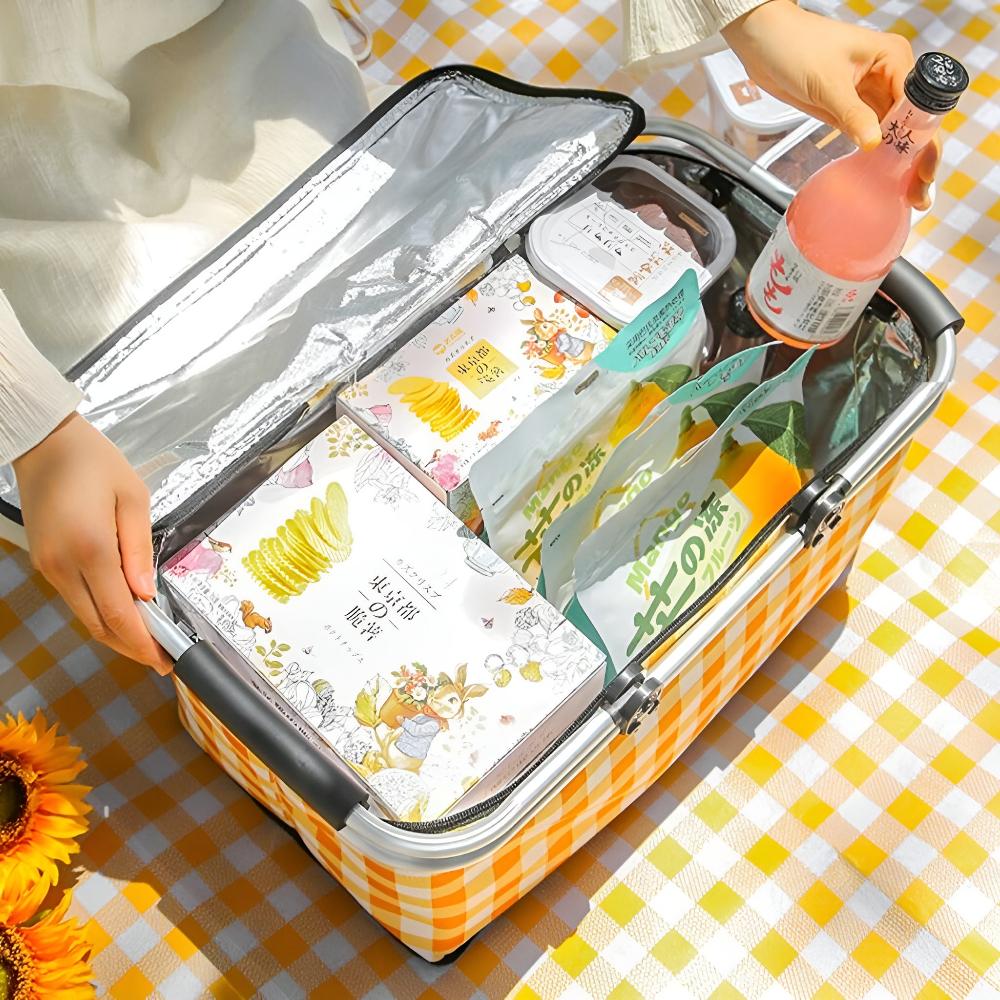 ChillCarry Basket - Insulated Picnic Basket - Checkered Style - Foldable Design