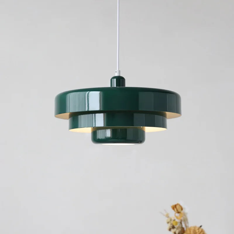 Verlora – Sculpted Metal Pendant Light
