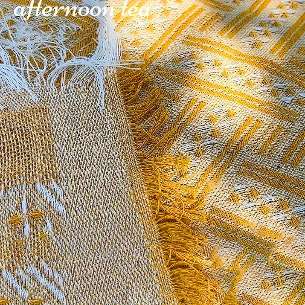 SunLoom Blanket - Picnic Mat - Geometric Style - All Season Comfort
