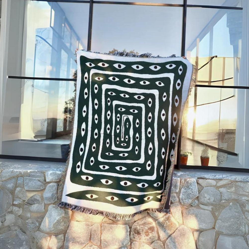 SerpentWeave Blanket - Throw Blanket - Artistic Style - Cotton Comfort