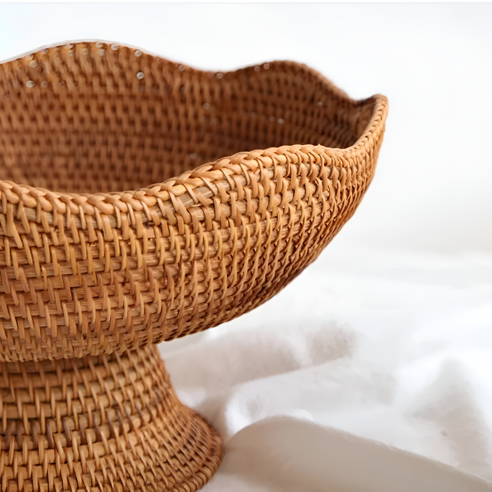 WeaveBloom – Handwoven Rattan Fruit Basket Natural Kitchen Decor