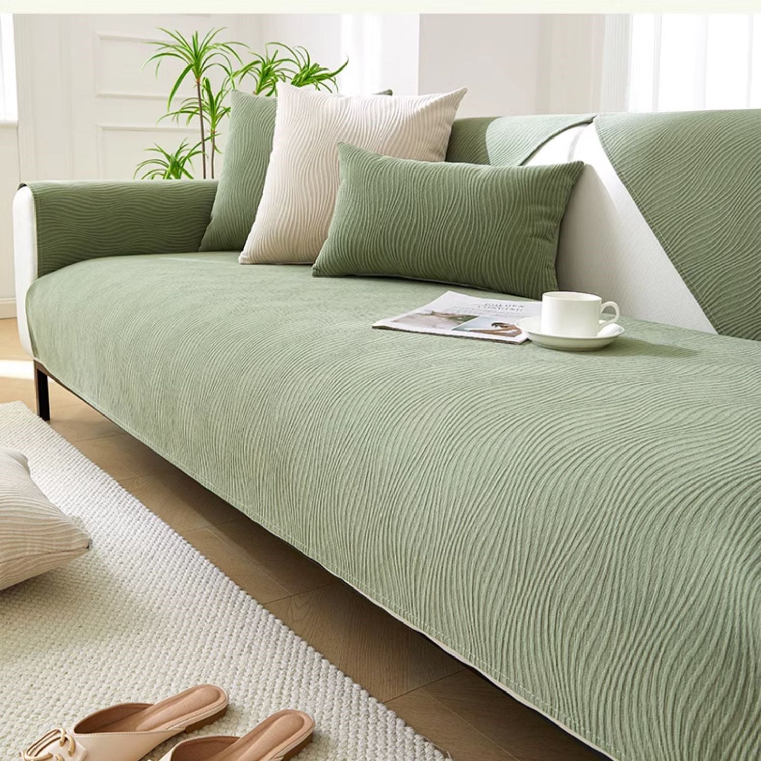 ChenilleHaven – Soft Chenille Sofa Cover