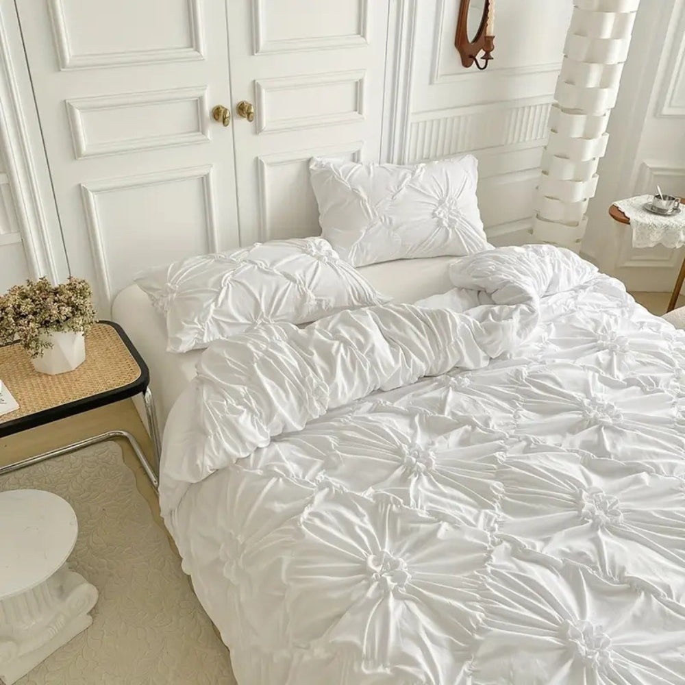 RuffleBloom – Pinch Pleated Flower Duvet Cover Set