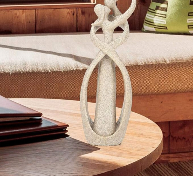 EternalEmbrace – Abstract Sculpture of Timeless Love