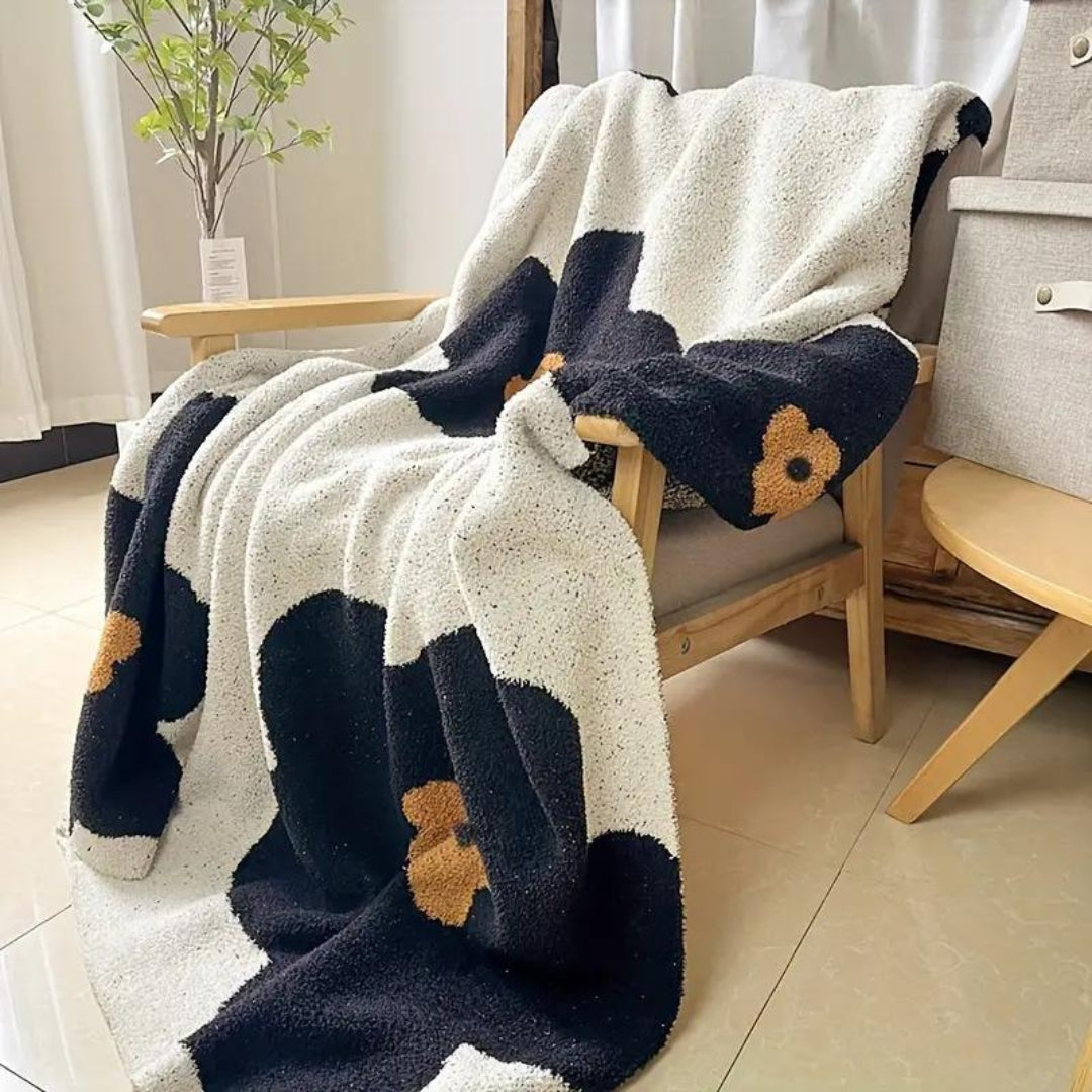 Aurora Bloom Knitted Blanket - Floral Knit Design, All-Season Comfort 0