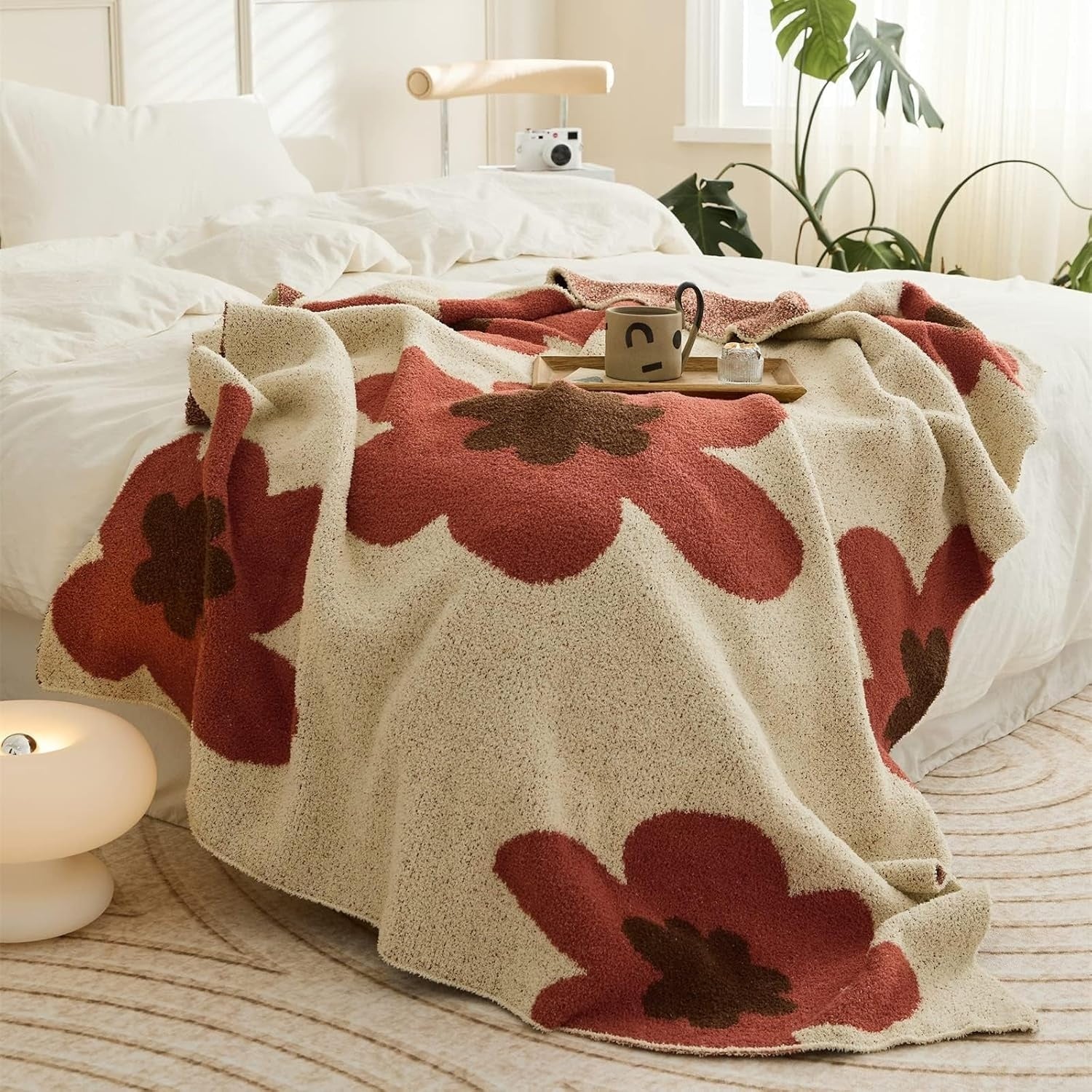 Aurora Bloom Knitted Blanket - Floral Knit Design, All-Season Comfort 6