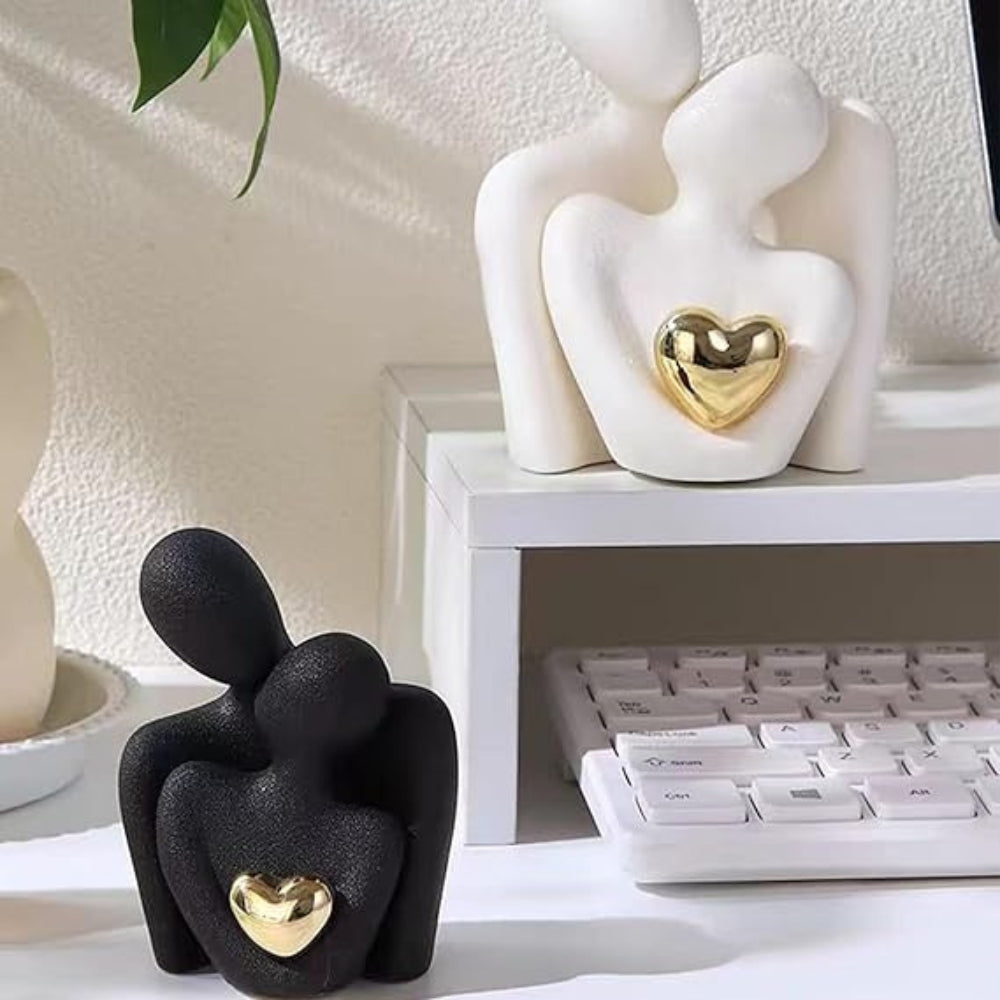 Aveline Figurine - Abstract Resin Couple with Golden Heart 8