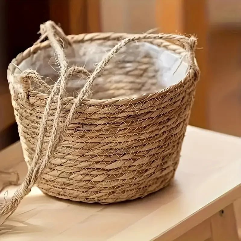 TerraHang Planter – Handwoven Macramé Hanger – Rustic Indoor Plant Display