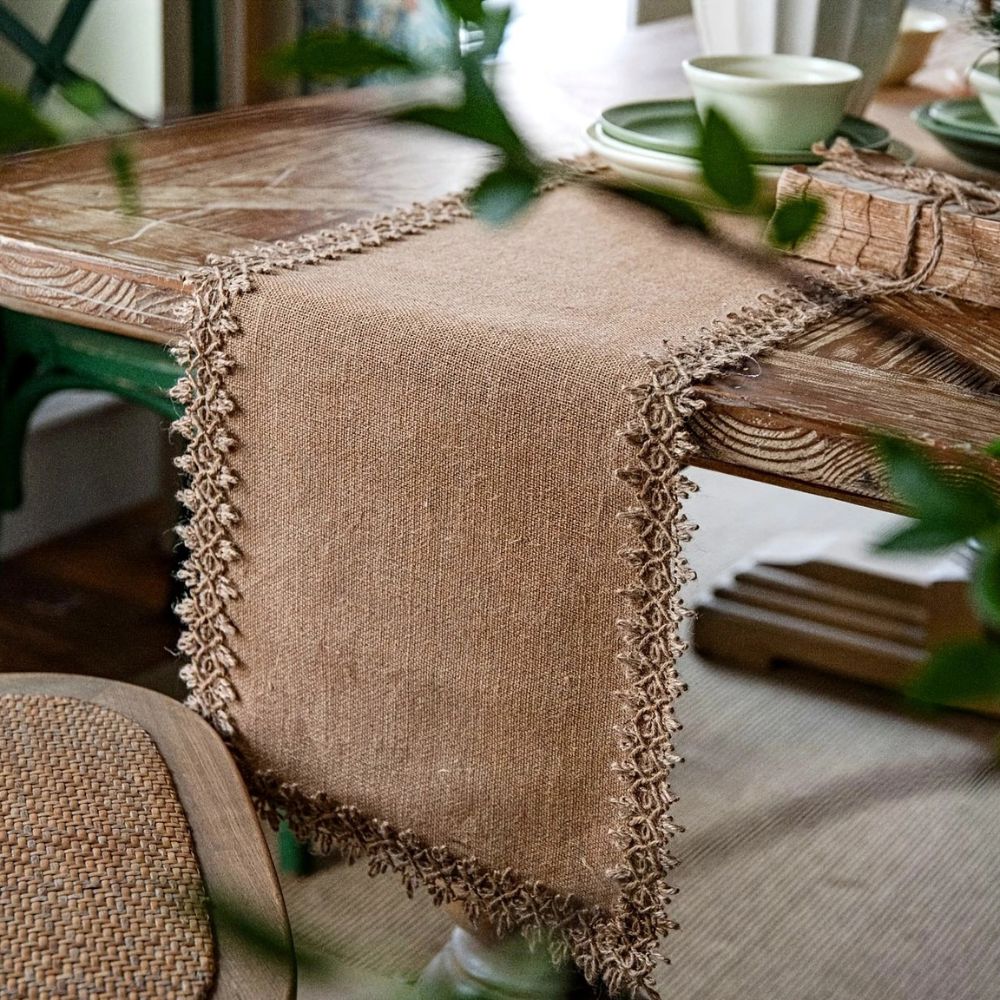 Breeze Table Runner - Natural Jute, Rustic Elegance 0