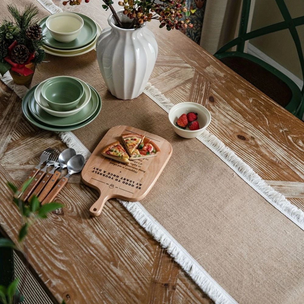 Breeze Table Runner - Natural Jute, Rustic Elegance 2