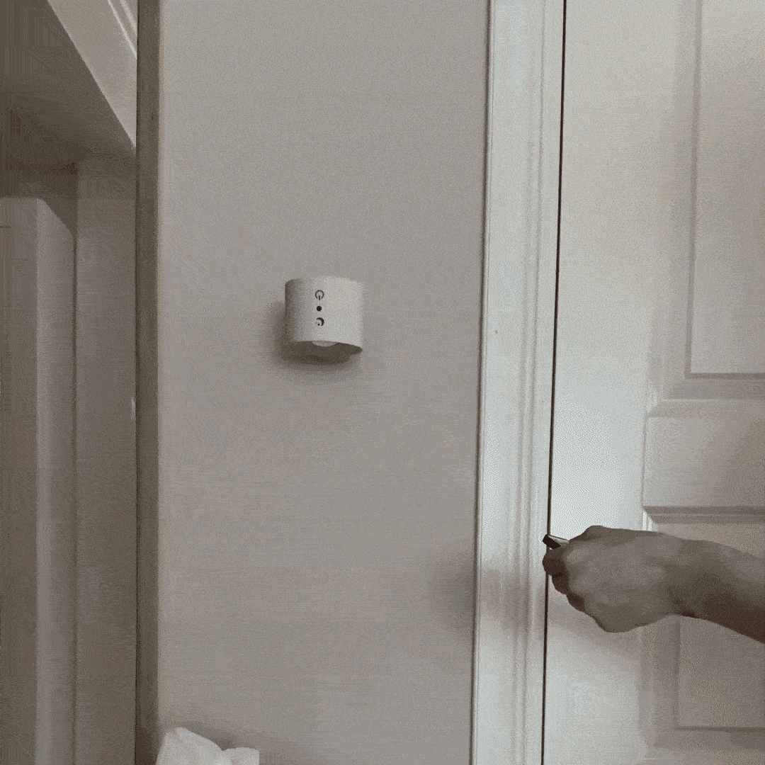 AuraNest – Wireless LED Wall Lamp with Remote Control