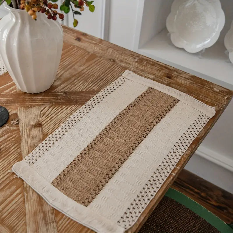 Cora Woven Placemats Set - Cotton-Jute Blend, Rustic Design 1