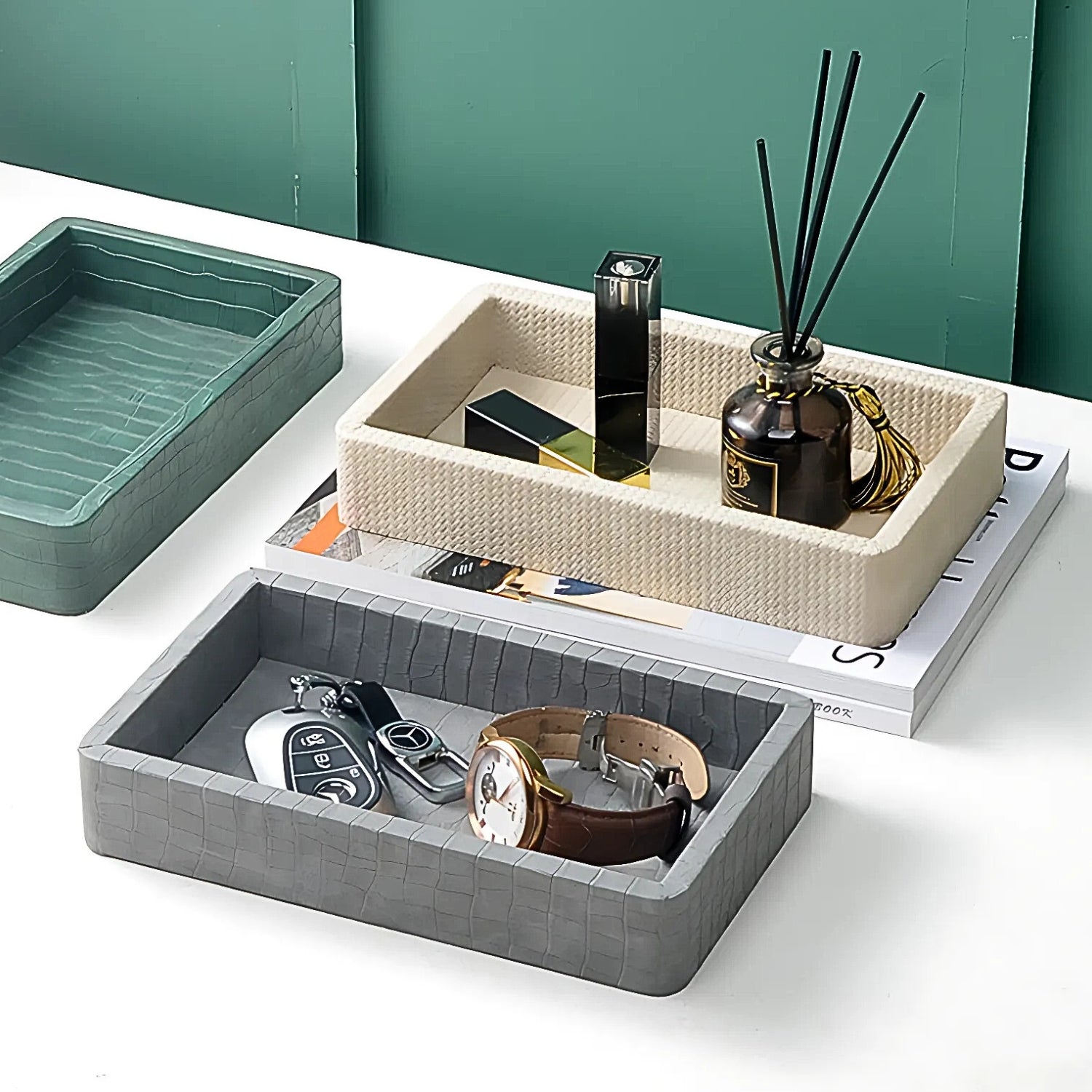 Creston Desk Organiser Tray - Croc-Textured Wood, Elegant Storage for Jewelry and Essentials 1