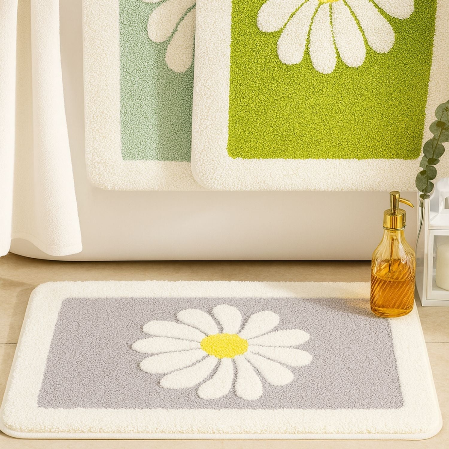 Daisy Bloom Bath Mat - Soft Microfiber, Non-Slip Design 2