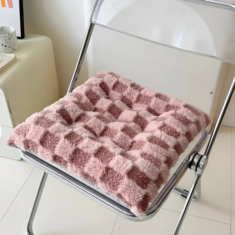 Fiora Cushion - Plush Fur, Checkered Design 3