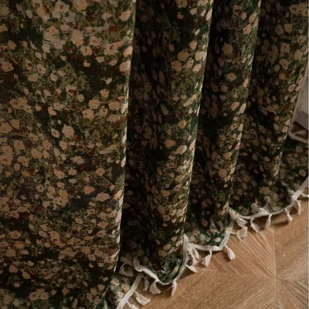 BloomTapestry – Vintage Floral Curtain