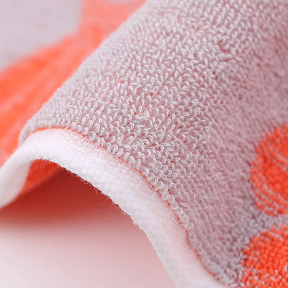 Gleam Bath Towel - 100% Cotton, Ginkgo Leaf Design 3