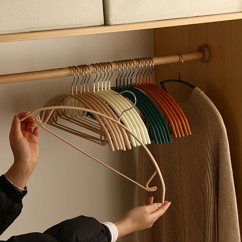 Gleam Coat Hangers - Plastic, Soft-Touch Ergonomic Design 1