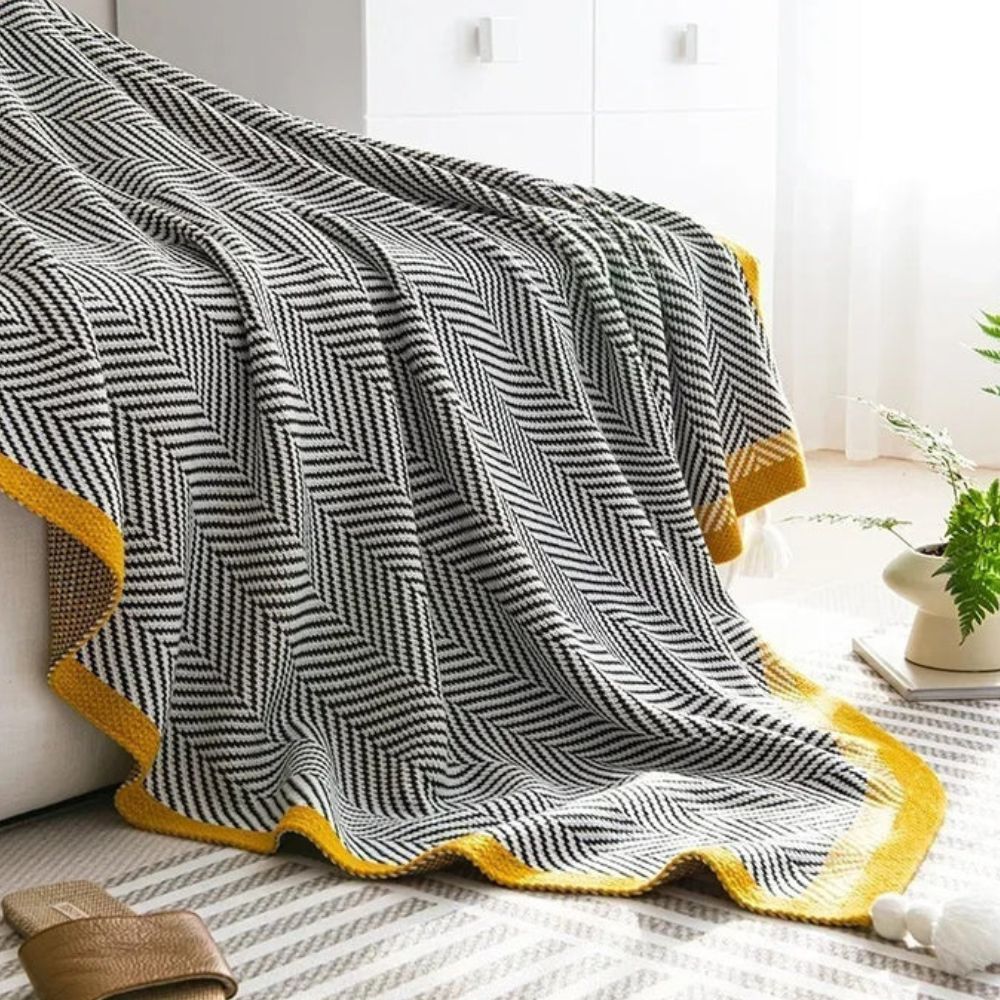 Glenwood Chevron Blanket - Ultra-Soft Acrylic, Lightweight Design 2
