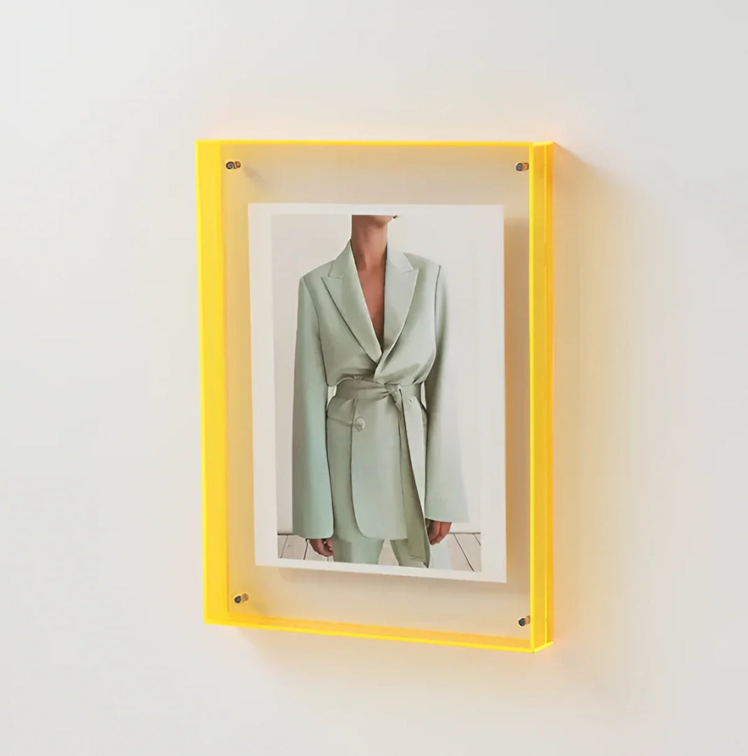 Helix Acrylic Photo Frame - Transparent Minimalist Design, Versatile Display 8