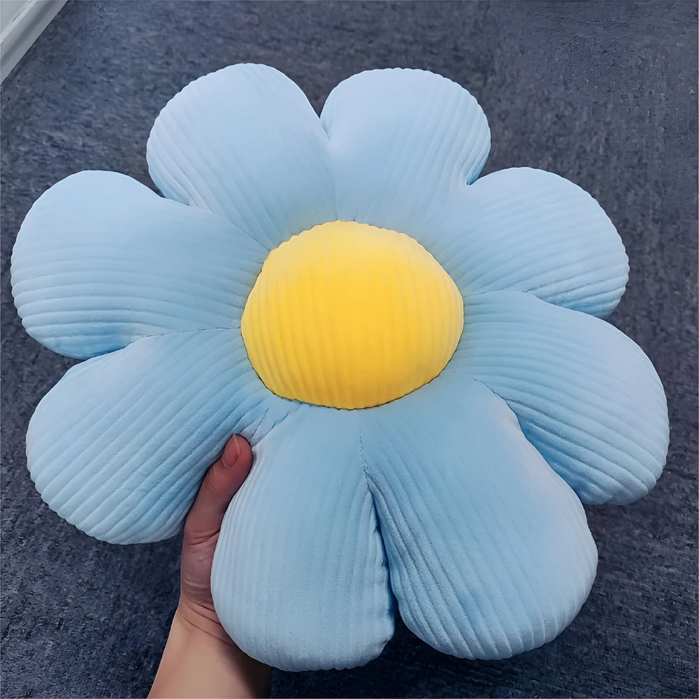 BloomSoft Cushion - Decorative Cushion - Floral Shape - Plush Comfort Accent