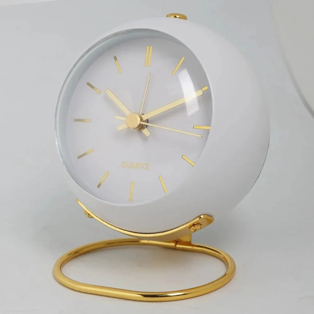 Mira Alarm Clock - Silent Quartz, Scandinavian Design 3