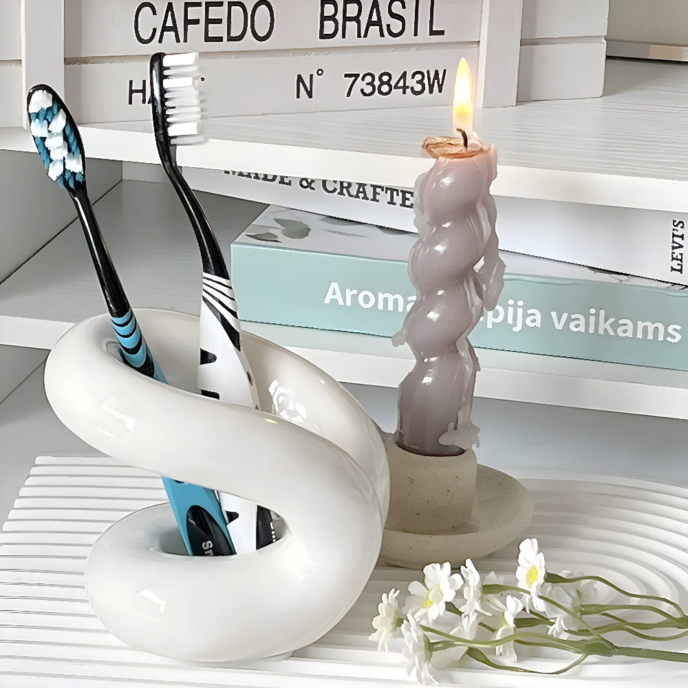 Nexus Ceramic Holder - Modern Design with Rope-Knot Detail 4