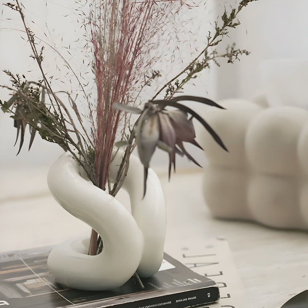 Nexus Ceramic Holder - Modern Design with Rope-Knot Detail 7