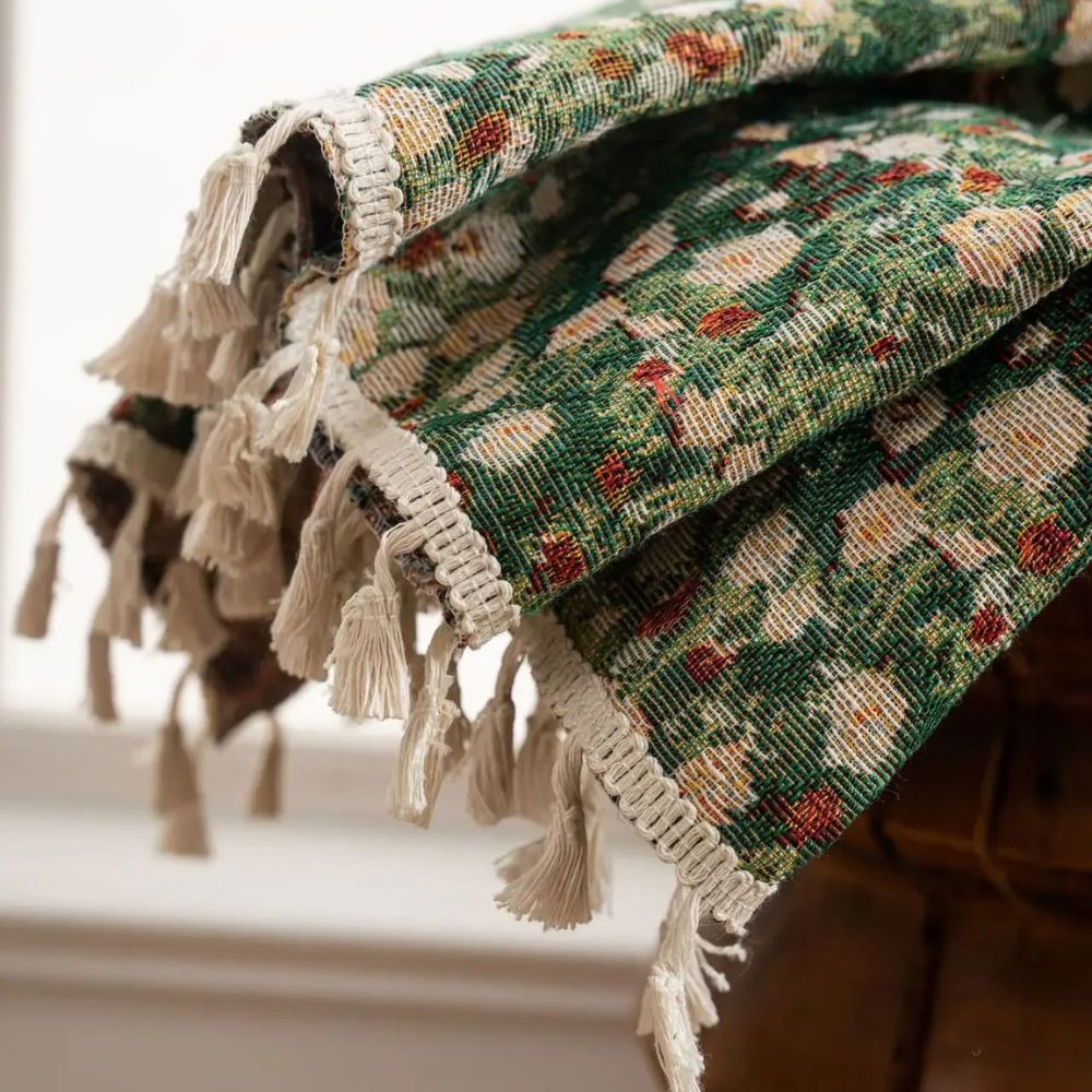 FloraLoom – Vintage Floral Tassel Curtain