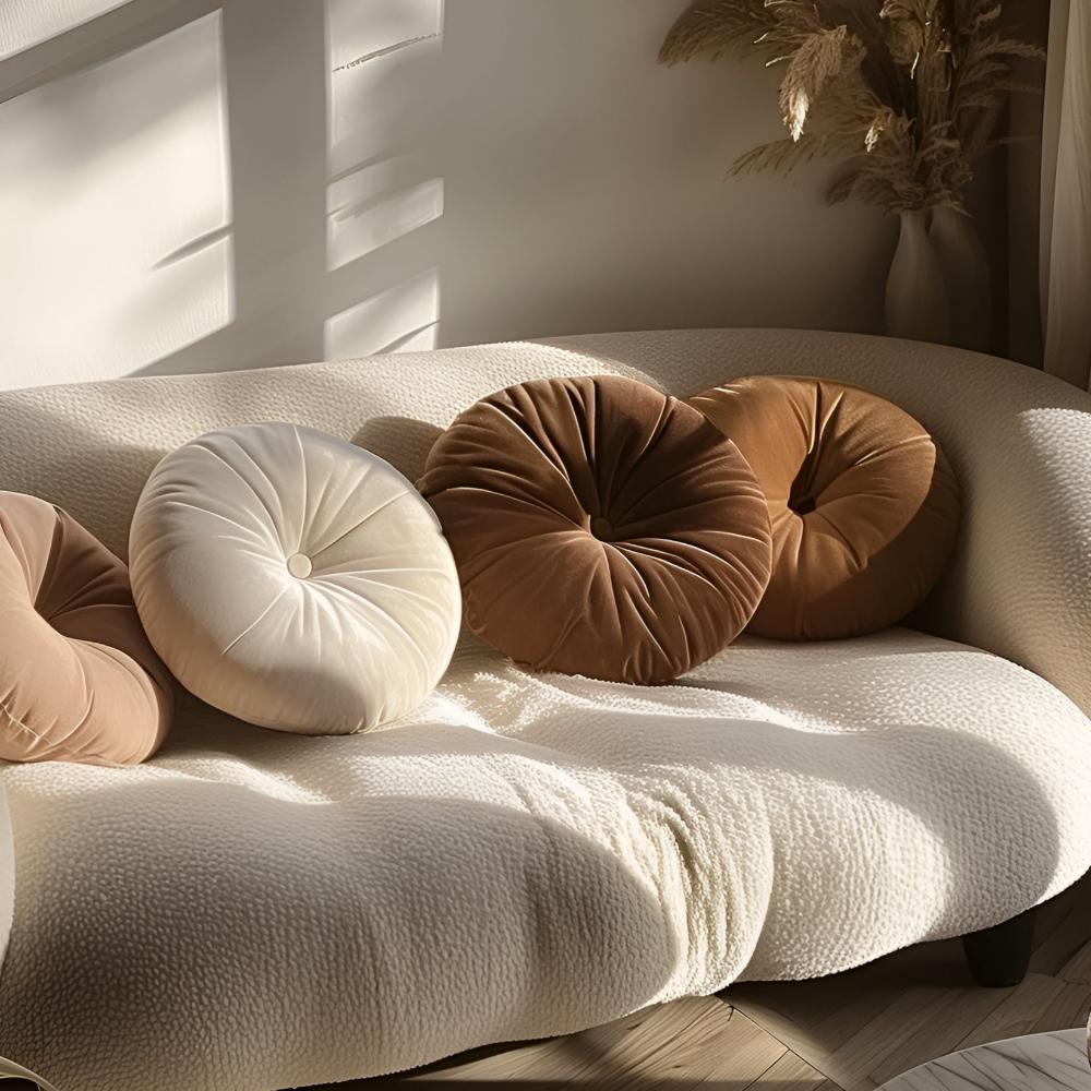 Pavo Plush Cushion - Pumpkin Shape, Soft Polyester 3