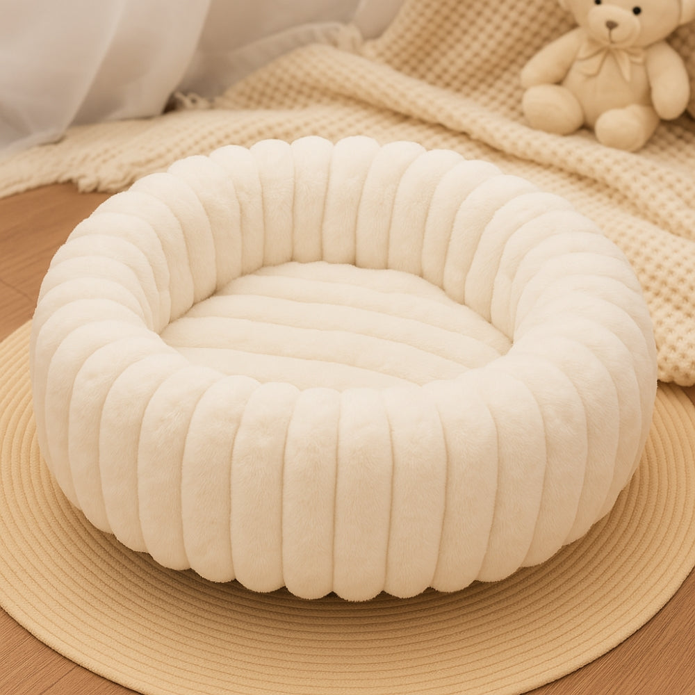 Pinnacle Plush Round Dog Bed - Soft Cotton-Polyester Blend, Non-Slip 5